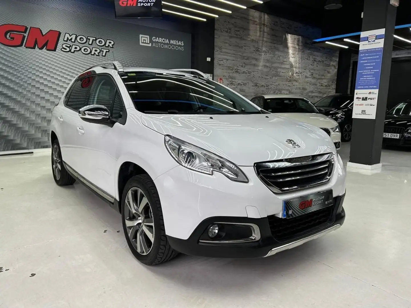 Peugeot 2008 1.6 BlueHDI S&S Allure 120 Blanco - 2