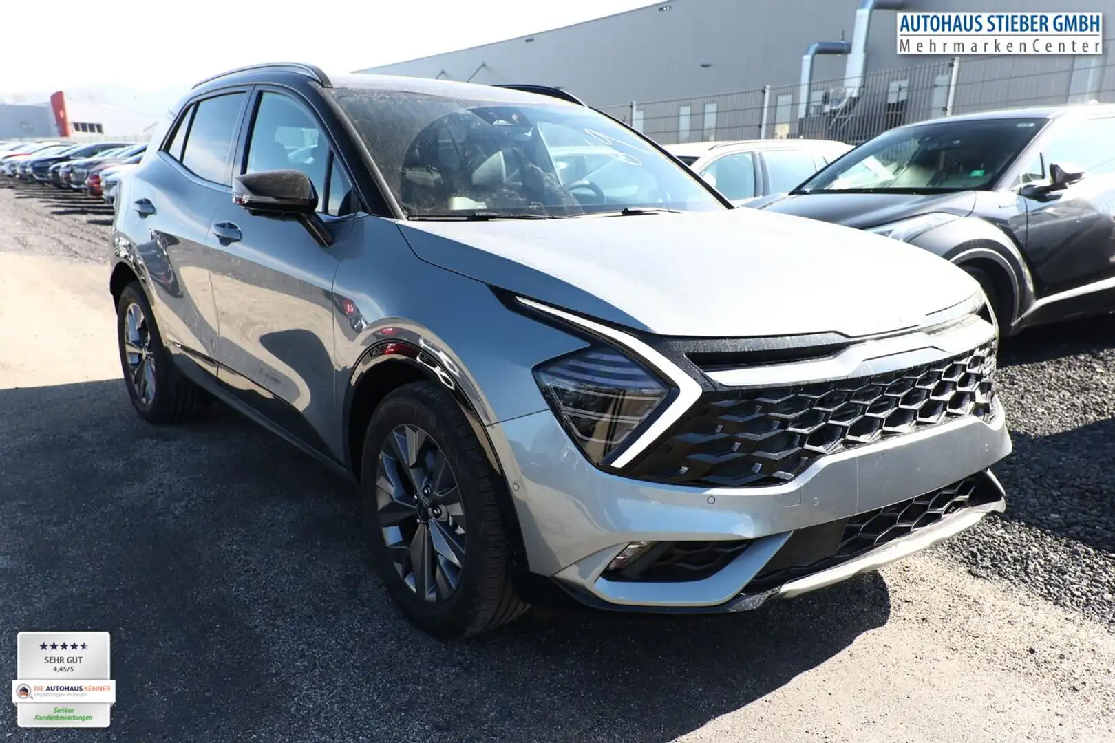 Kia Sportage GT-line 1.6 HEV 215 4x4 Pano Nav H/K 158 kW (21... Silber - 2