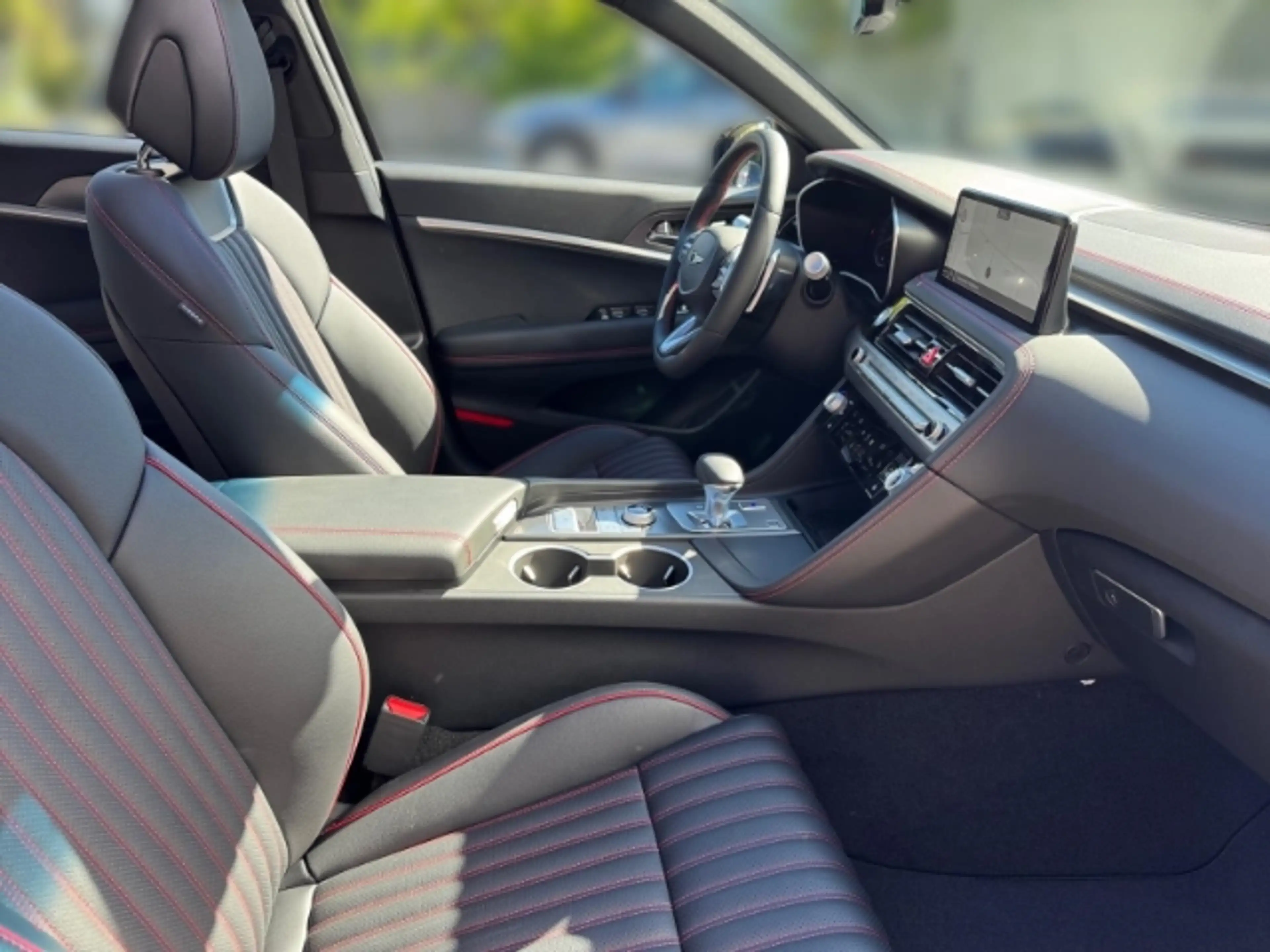Genesis G70 Shooting Brake 2.0T RWD Sport Leder LED Sperrdiff. — photo 15