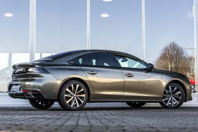 Peugeot 508 view 2