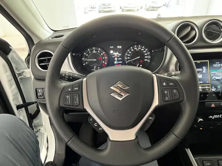 Suzuki Vitara 2023, foto 22