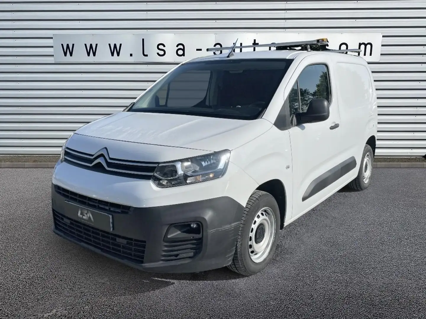 Citroen Berlingo 1.5 BlueHDi 100 Fourgon M Club 650 kg Blanc - 1