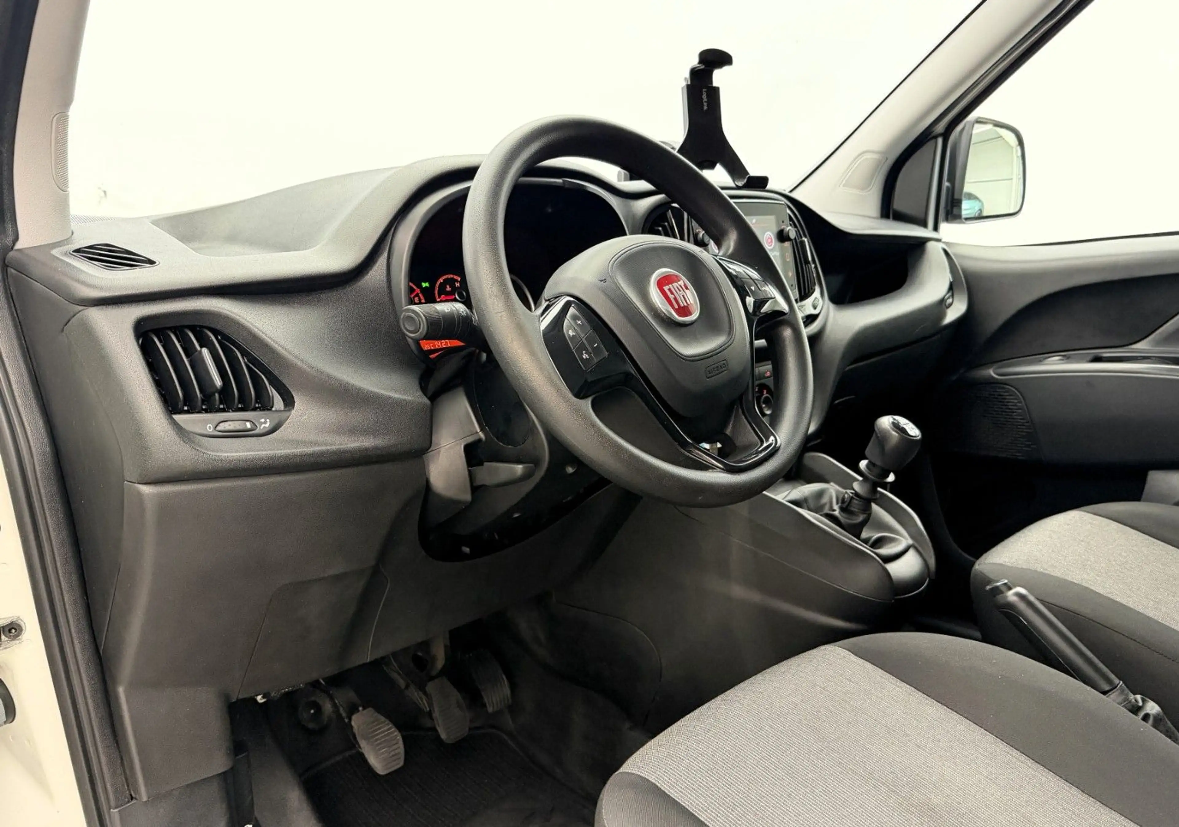 Fiat Doblo Doblò 1.6 SX Kasten °Klima°DAB°Sortimo° — photo 11