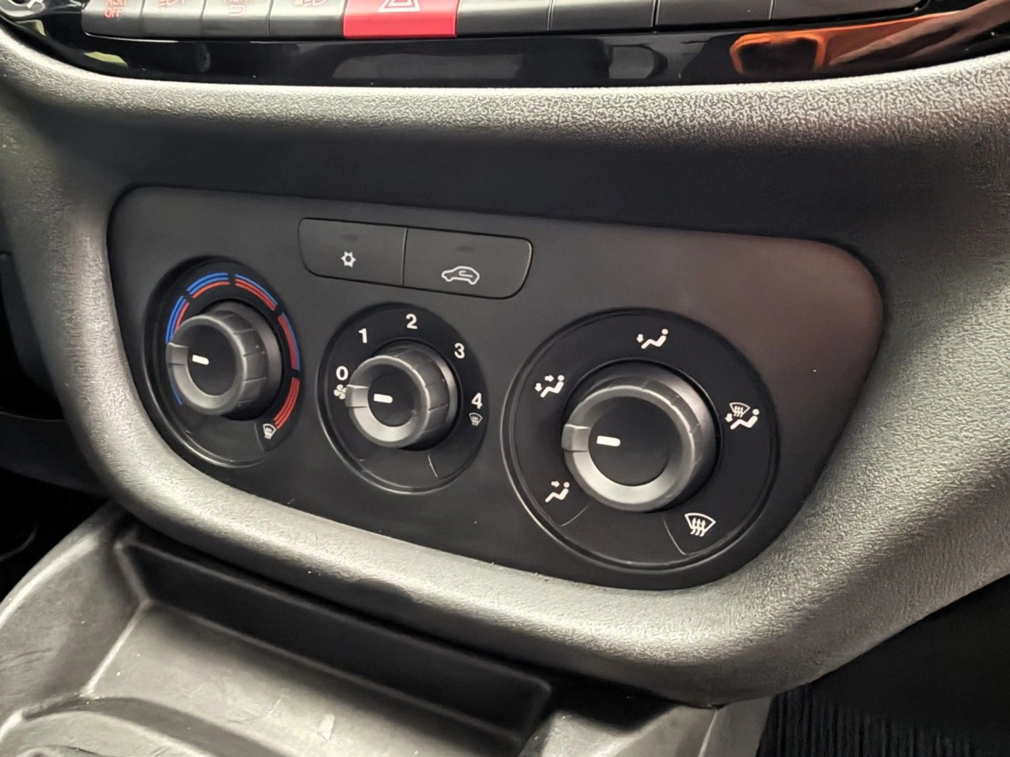 Fiat Doblo Doblò 1.6 SX Kasten °Klima°DAB°Sortimo° — photo 15