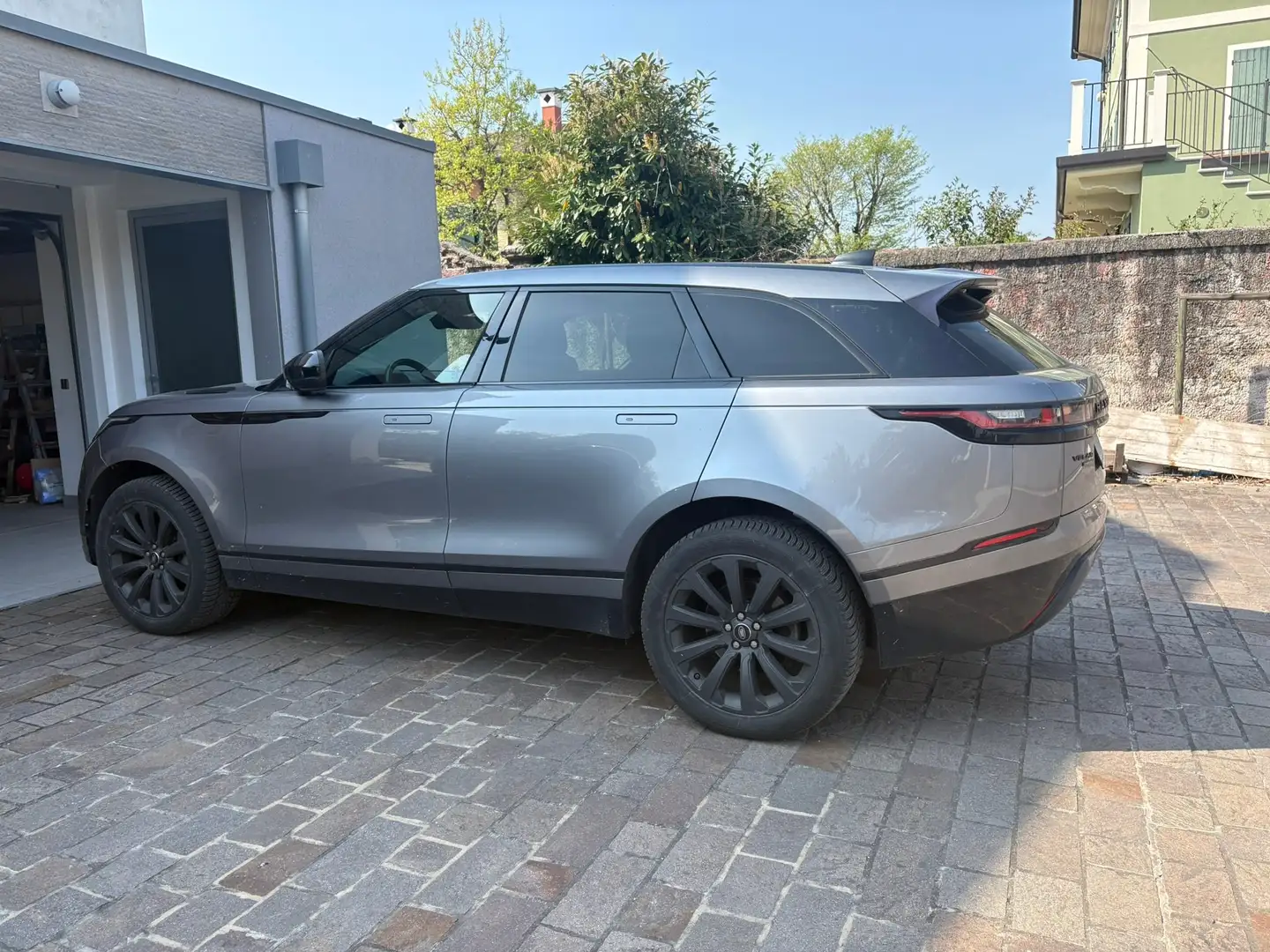 Land Rover Range Rover Velar Range Rover Velar 2.0d i4 R-Dynamic S 180cv Grigio - 1