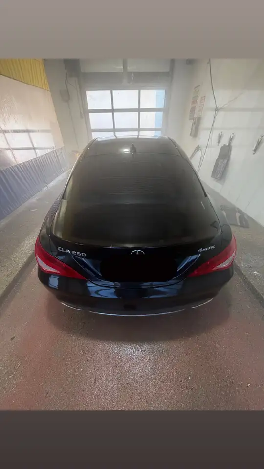 Mercedes-Benz CLA снимка Mercedes-Benz CLA