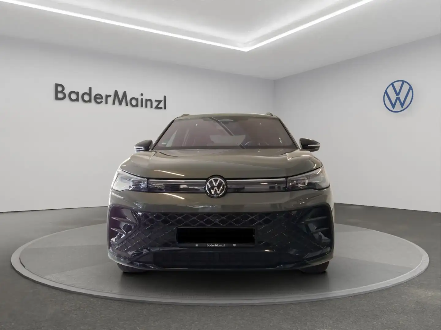 Volkswagen Tiguan R-Line 2,0 l TDI SCR 4MOTION 142 kW (193 Grün - 2