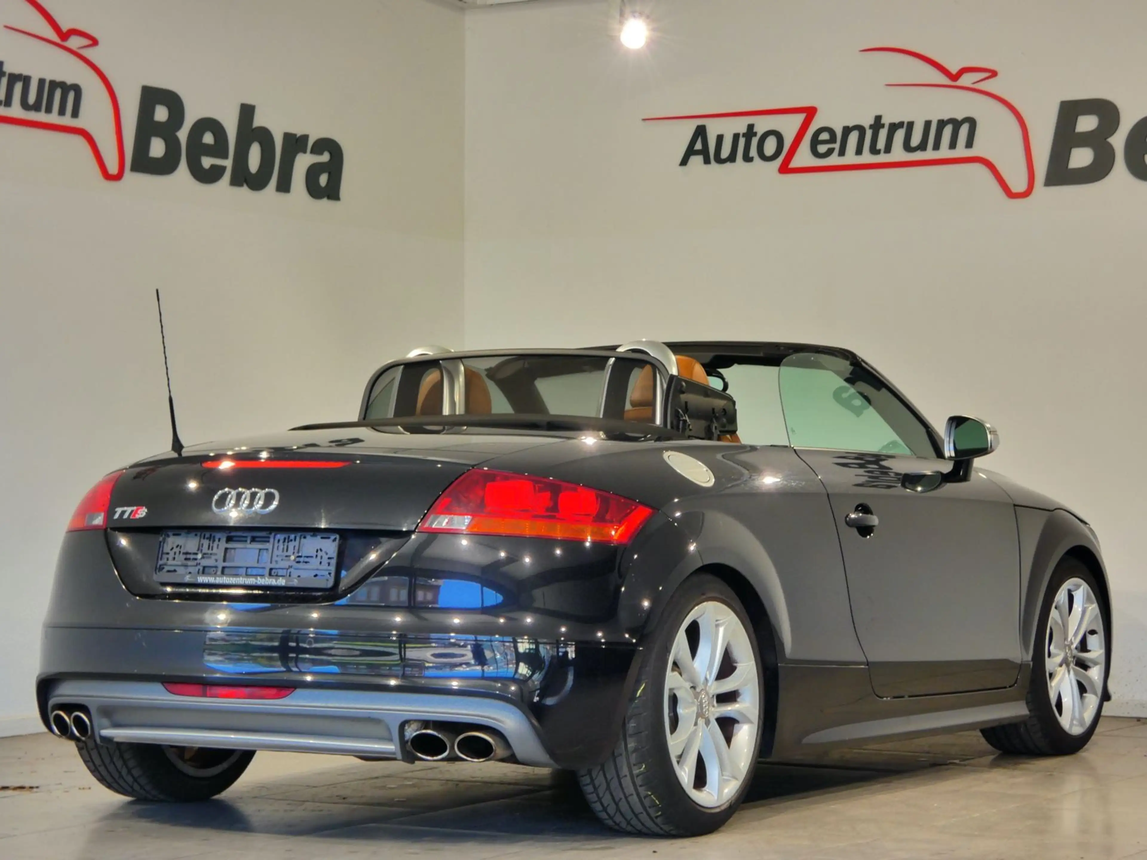 Audi TTS Roadster Quattro Xenon/Navi/Leder/SHZ/PDC — photo 7