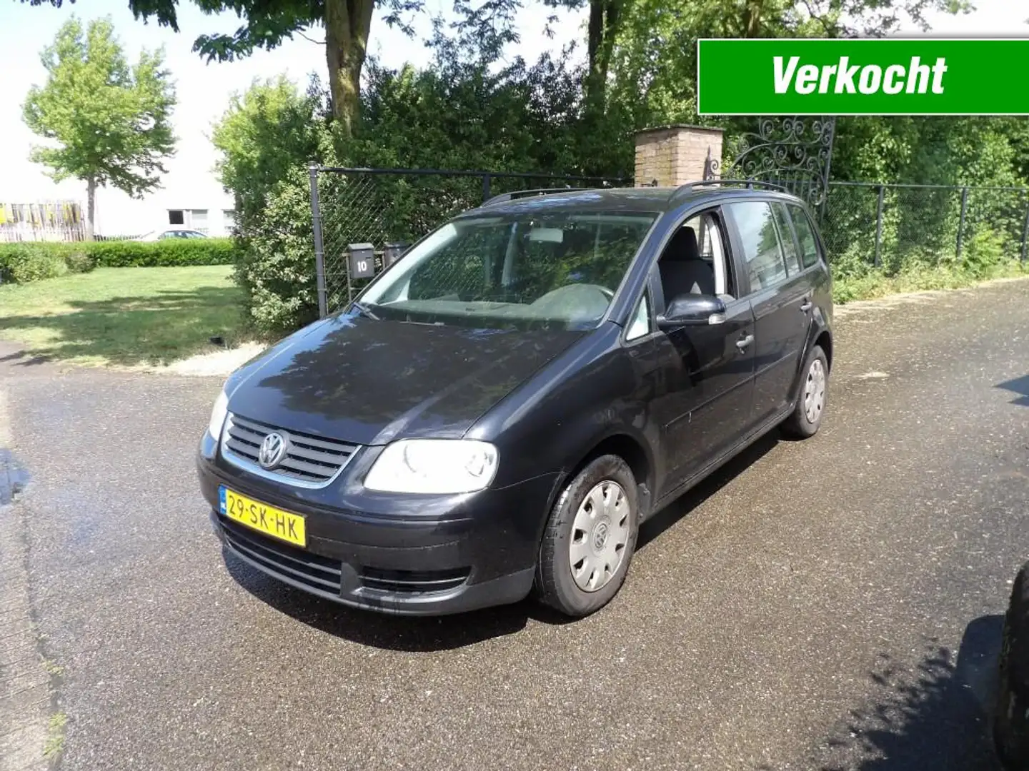 Volkswagen Touran 1.9 tdi automaat - exportprijs! Nero - 1