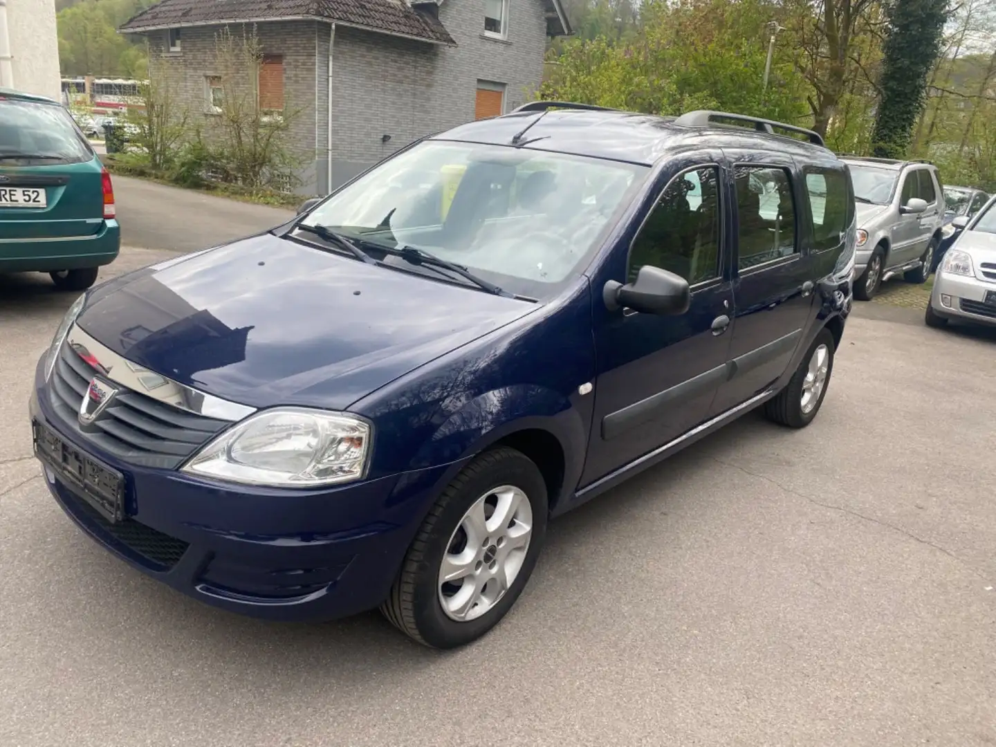 Dacia Logan MCV Kombi LIVE II Klima,Alu,Neu Tüv Azul - 1
