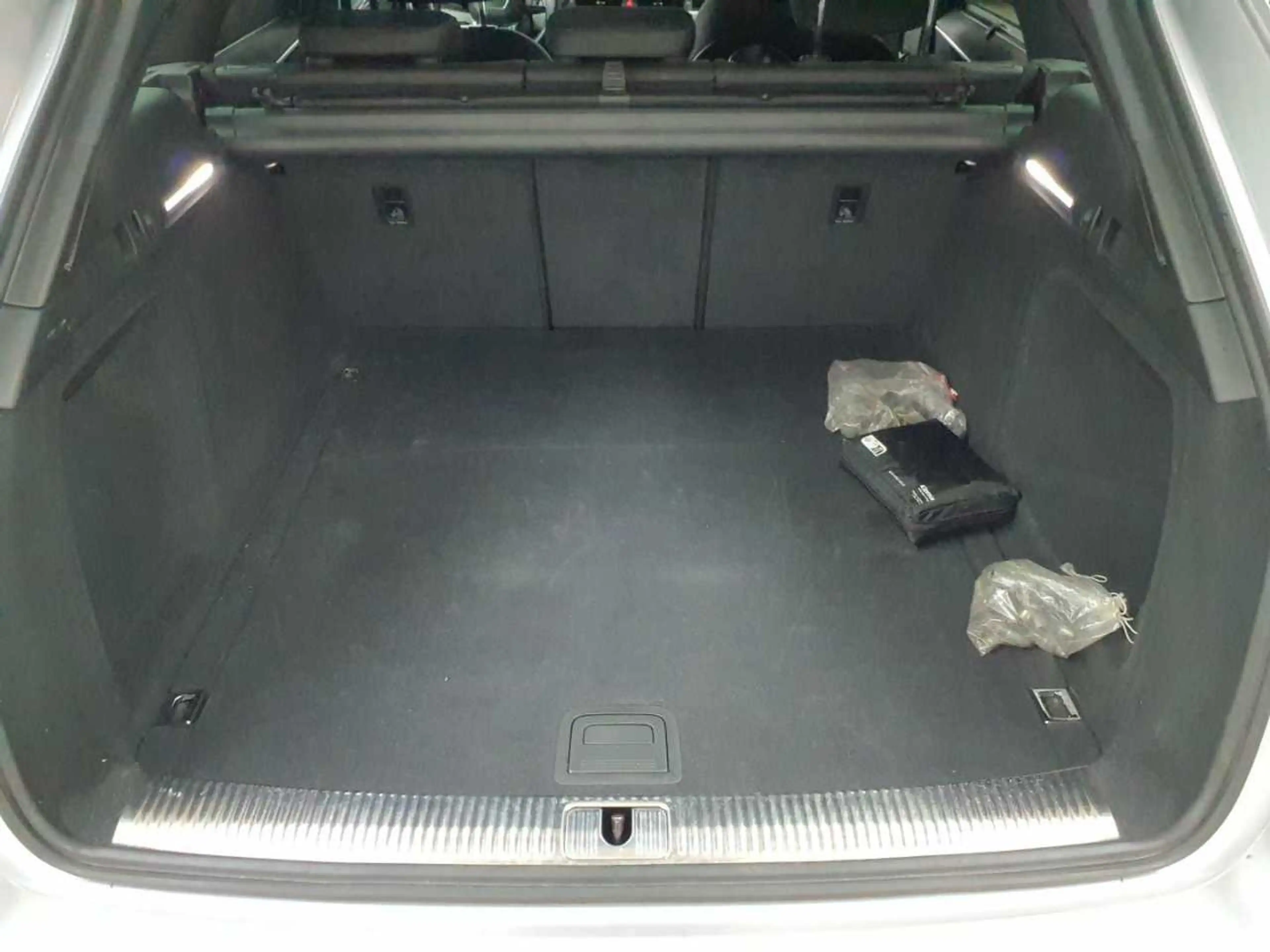 Audi A4 A4 Avant 35 TFSI S tronic advanced LED KAM — photo 15
