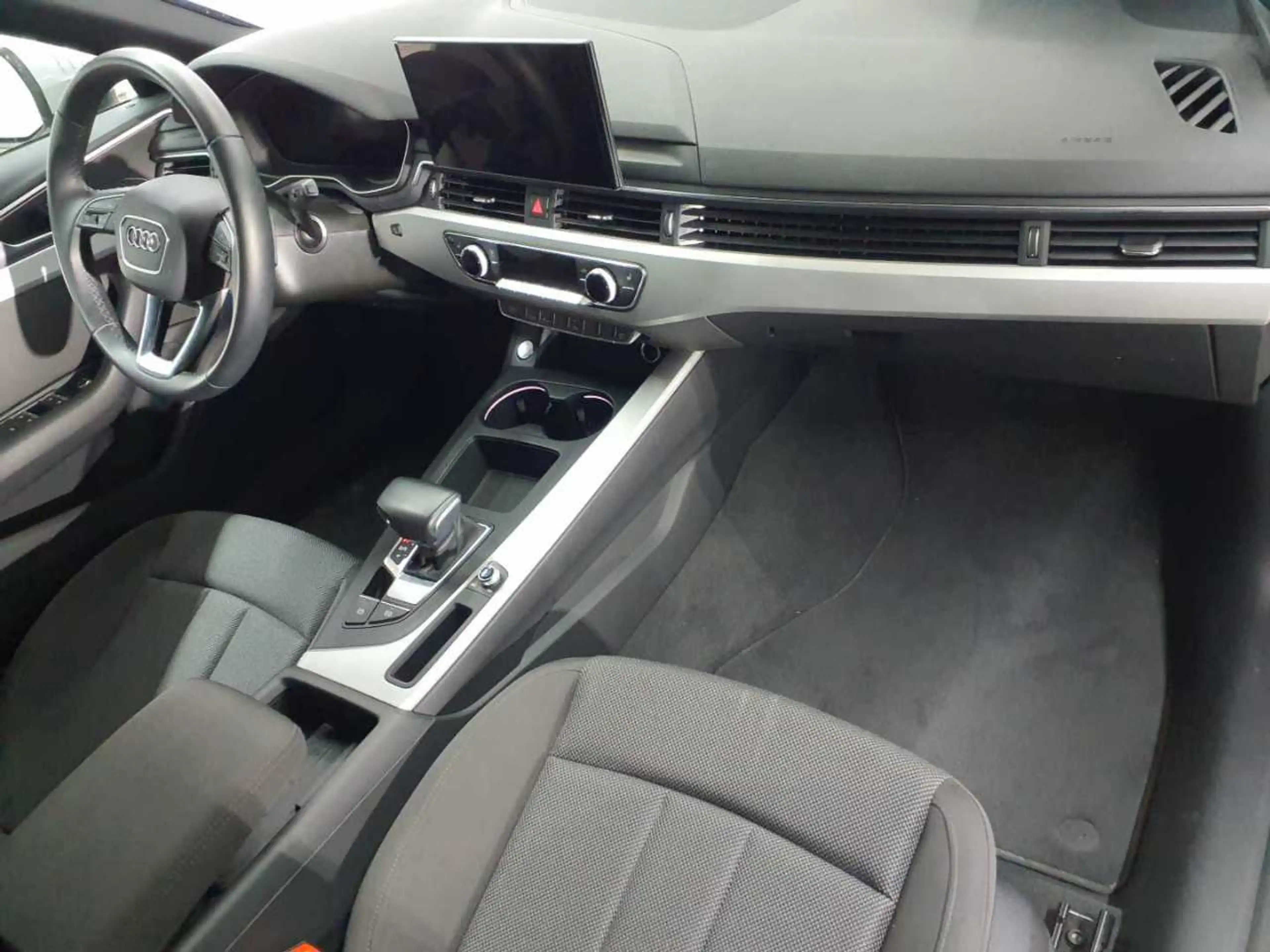 Audi A4 A4 Avant 35 TFSI S tronic advanced LED KAM — photo 9