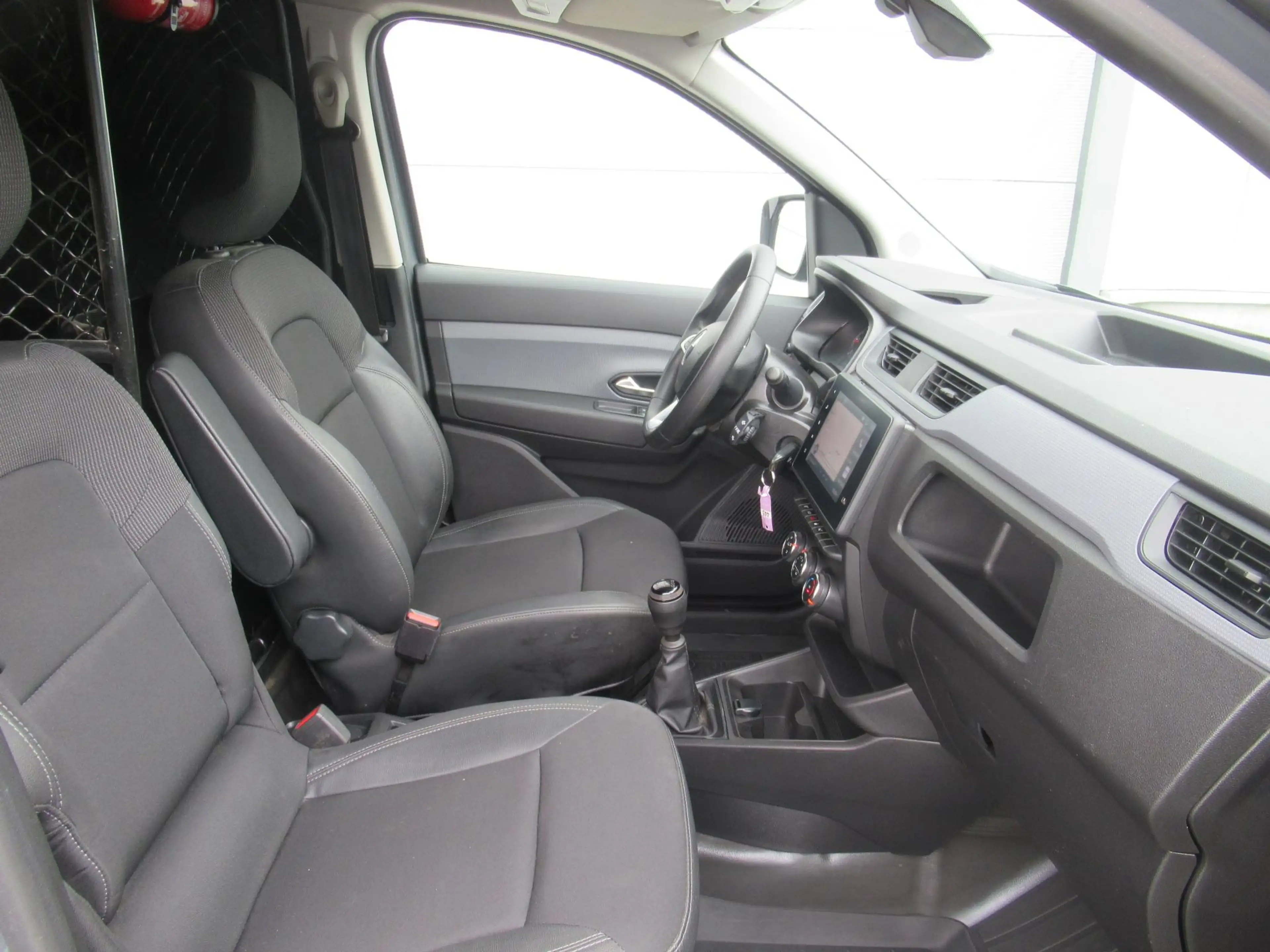 Renault Express 1.5 dCi /€11.560 netto / 1/2 Leder / Navi / PDC / ... — photo 9