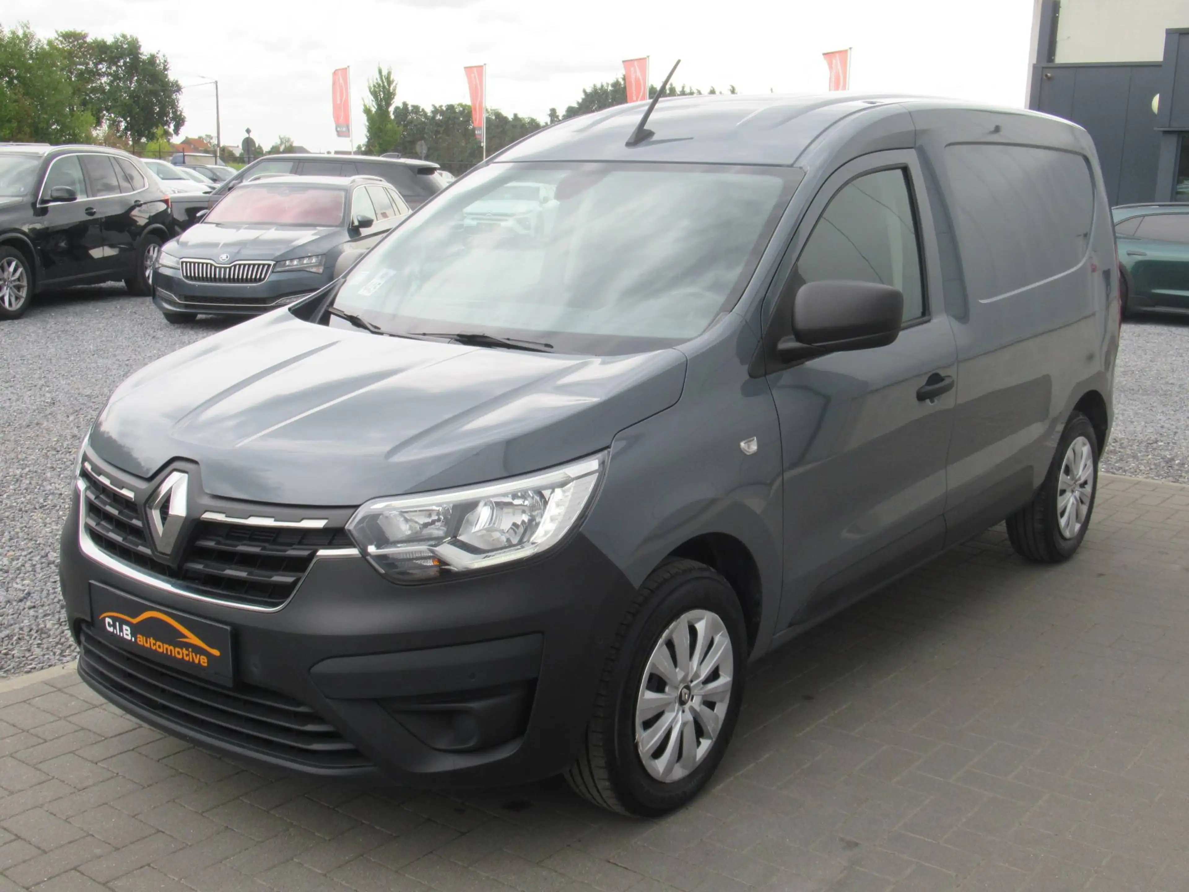 Renault Express 1.5 dCi /€11.560 netto / 1/2 Leder / Navi / PDC / ... — photo 6