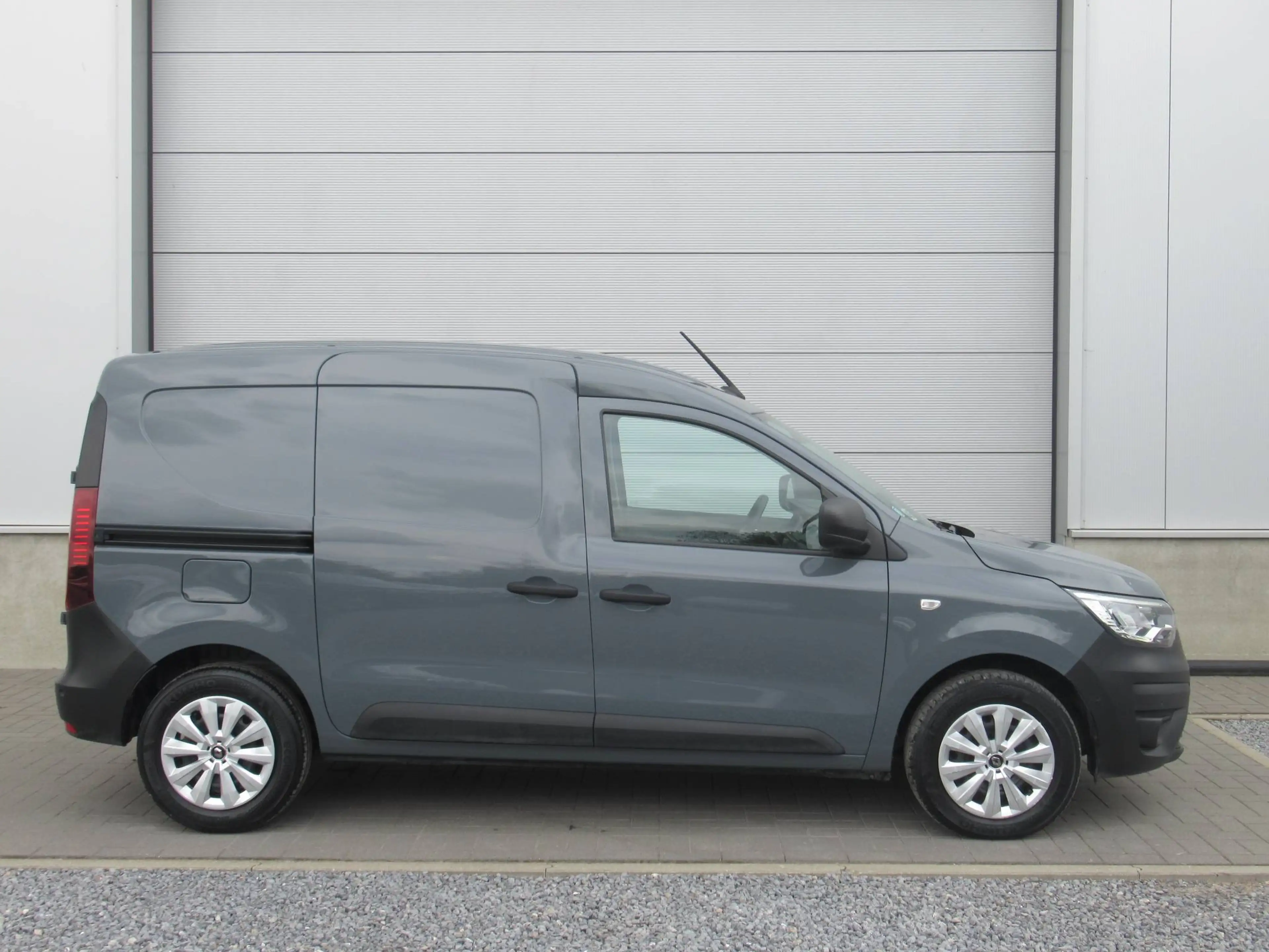 Renault Express 1.5 dCi /€11.560 netto / 1/2 Leder / Navi / PDC / ... — photo 2