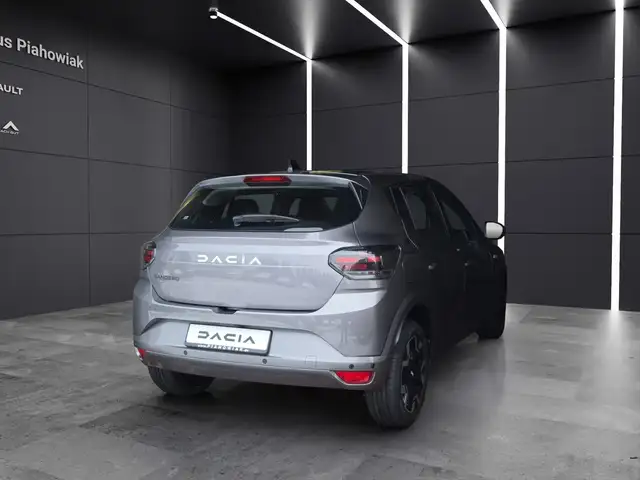 Dacia Sandero view 3
