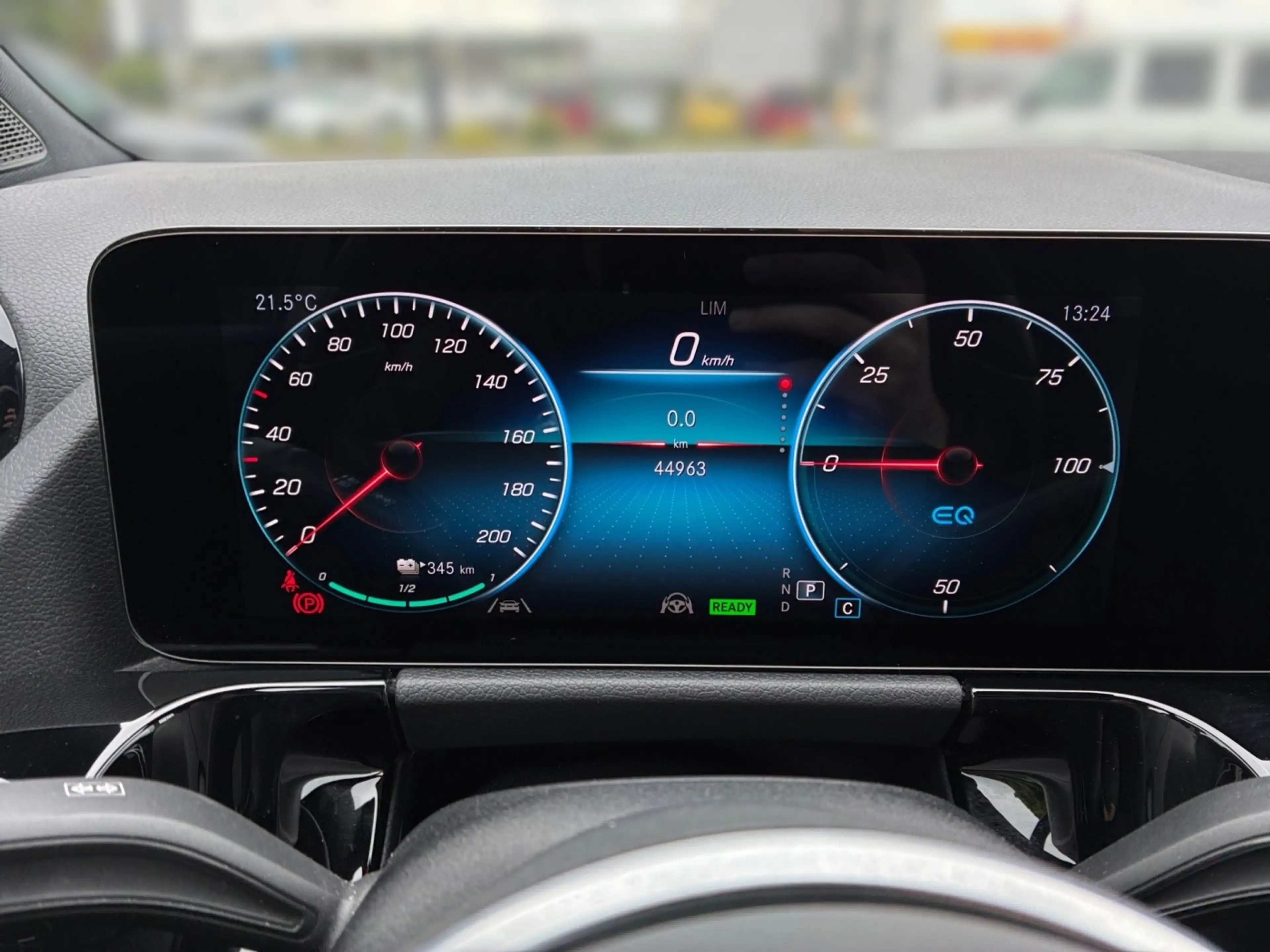 Mercedes-Benz EQA 250 MBUX+Progressive+Ambiente+Fahrassist+LED — photo 6