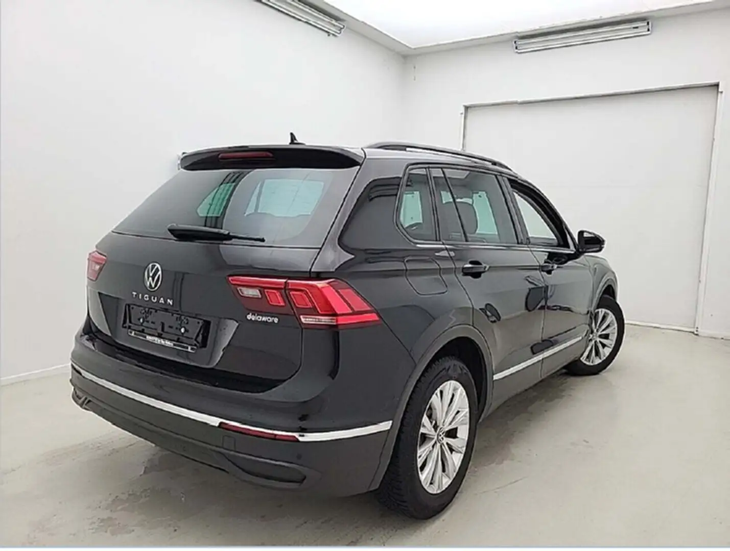 Volkswagen Tiguan 2.0 TDI Life Navi, Rear-View Schwarz - 2