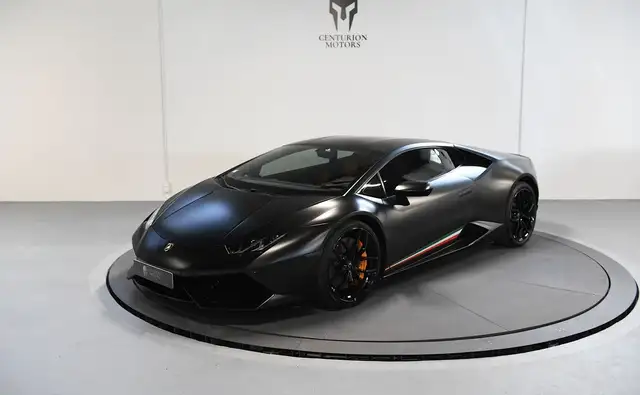 2019 Lamborghini Huracan in Black for sale