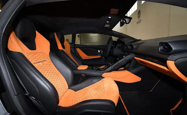 Lamborghini Huracan view 12