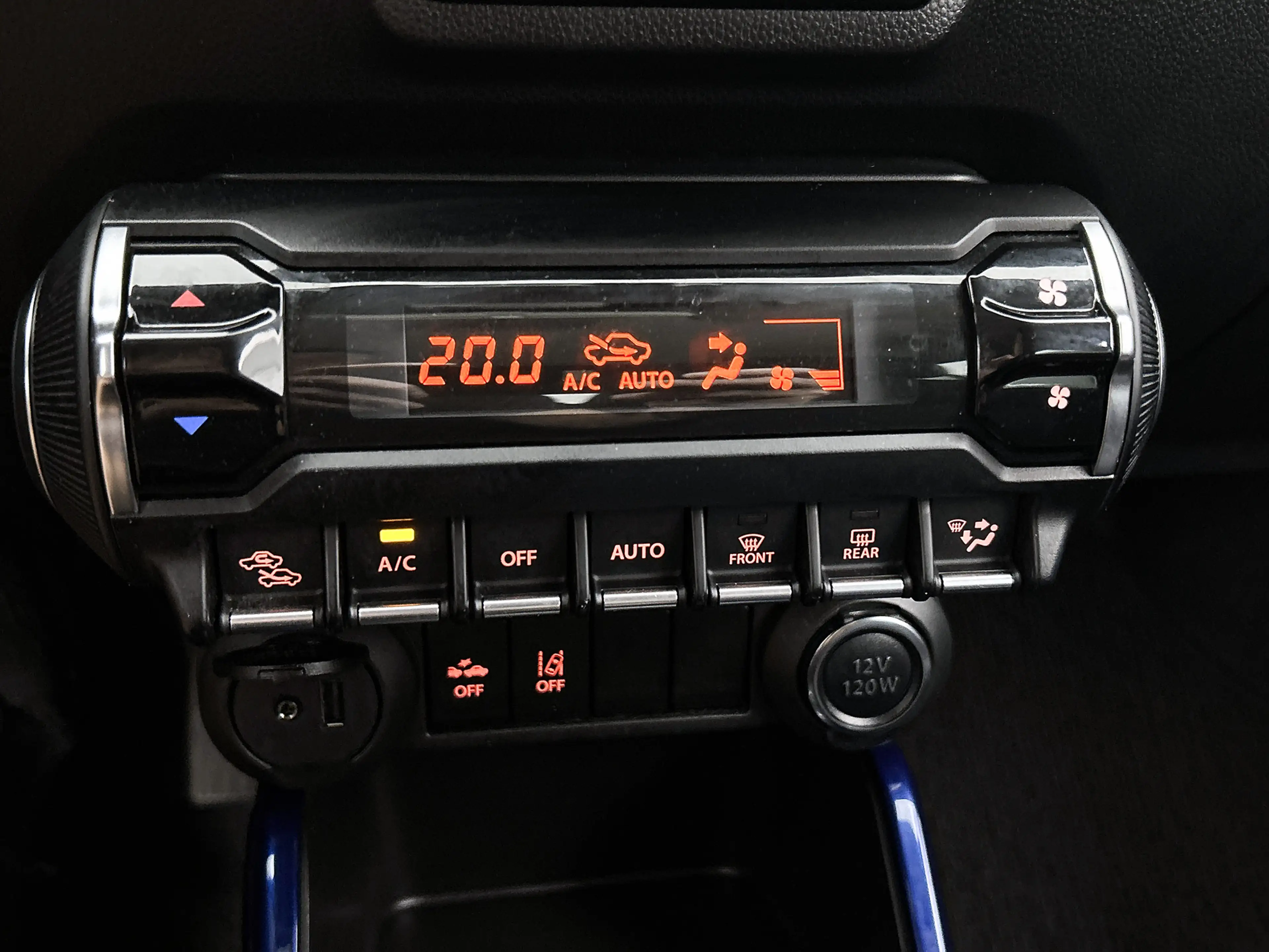 Suzuki Ignis 1.2 Smart Hybrid Style | Navigatie | — photo 10