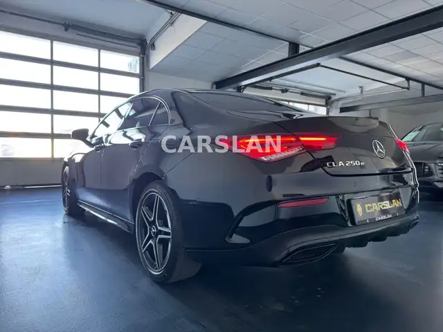 Mercedes-Benz Cla view 13
