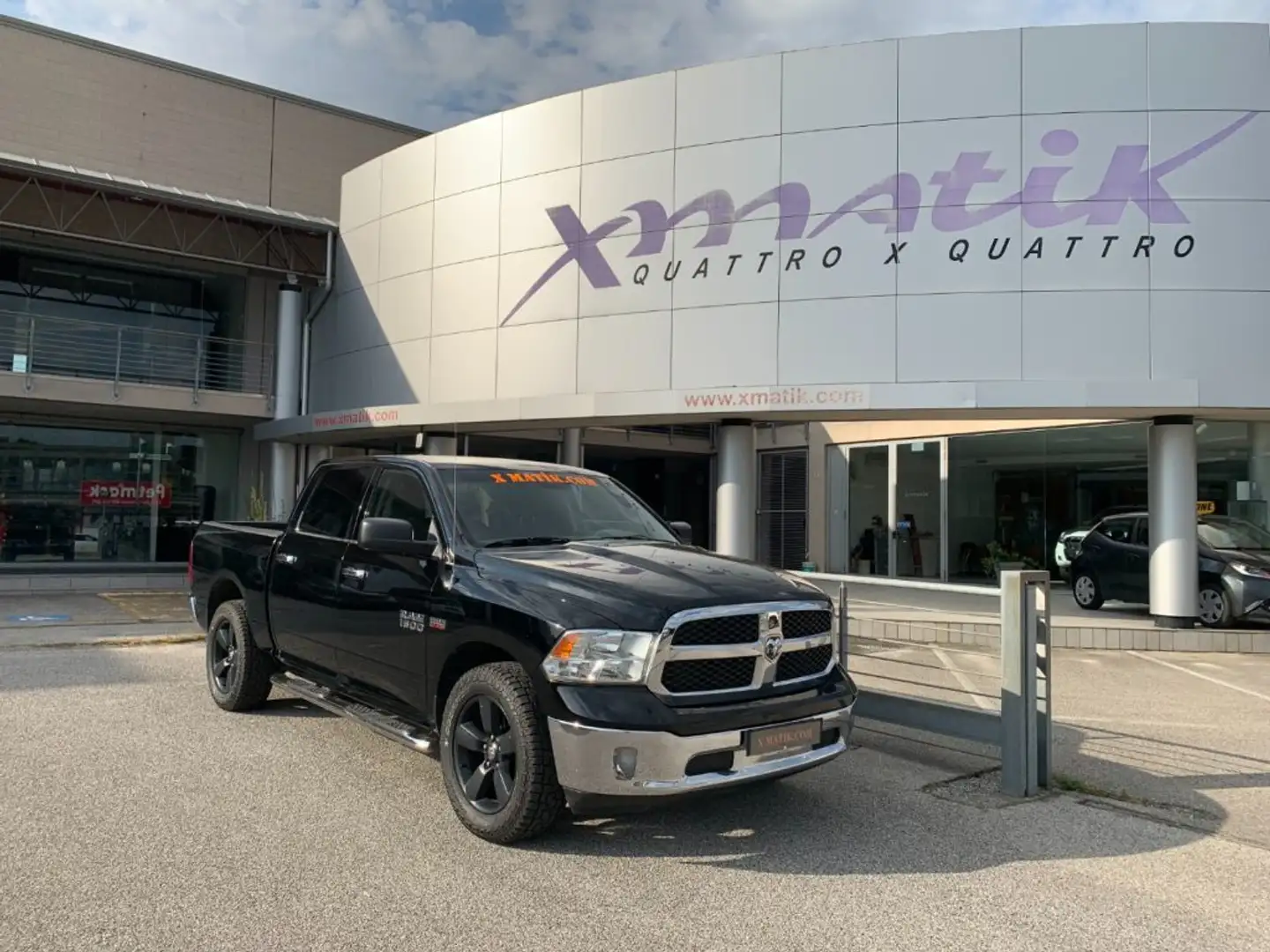Dodge RAM 1500 SPORT 4X4 5.7 V8 HEMI BENZ/GPL 6 POSTI Nero - 1