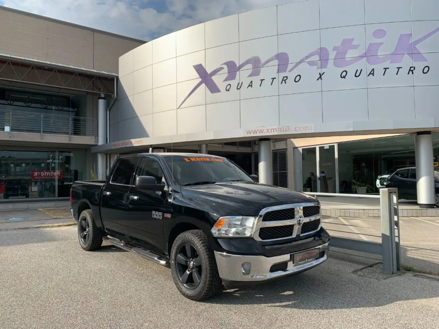 Dodge RAM 1500 SPORT 4X4 5.7 V8 HEMI BENZ/GPL 6 POSTI Nero - 2