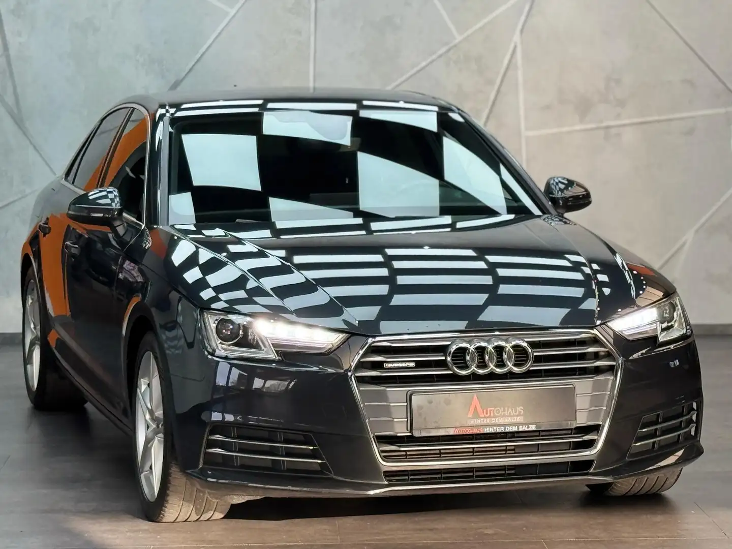 Audi A4 quattro sport 2.0 TFSI|S-LINEPLUS|TEMP|XEN| Grau - 2
