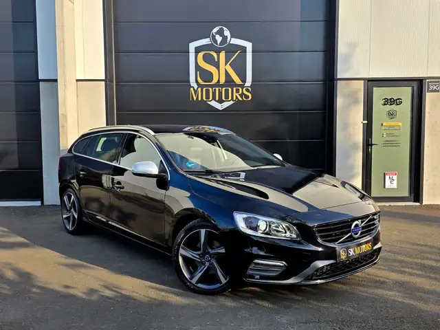 Volvo V60 2.0T R-Design Facelift Xenon Leder Alcantara 18" Adaptieve Koplampen Zetelverwarming Volvo Onderhouden Garantie