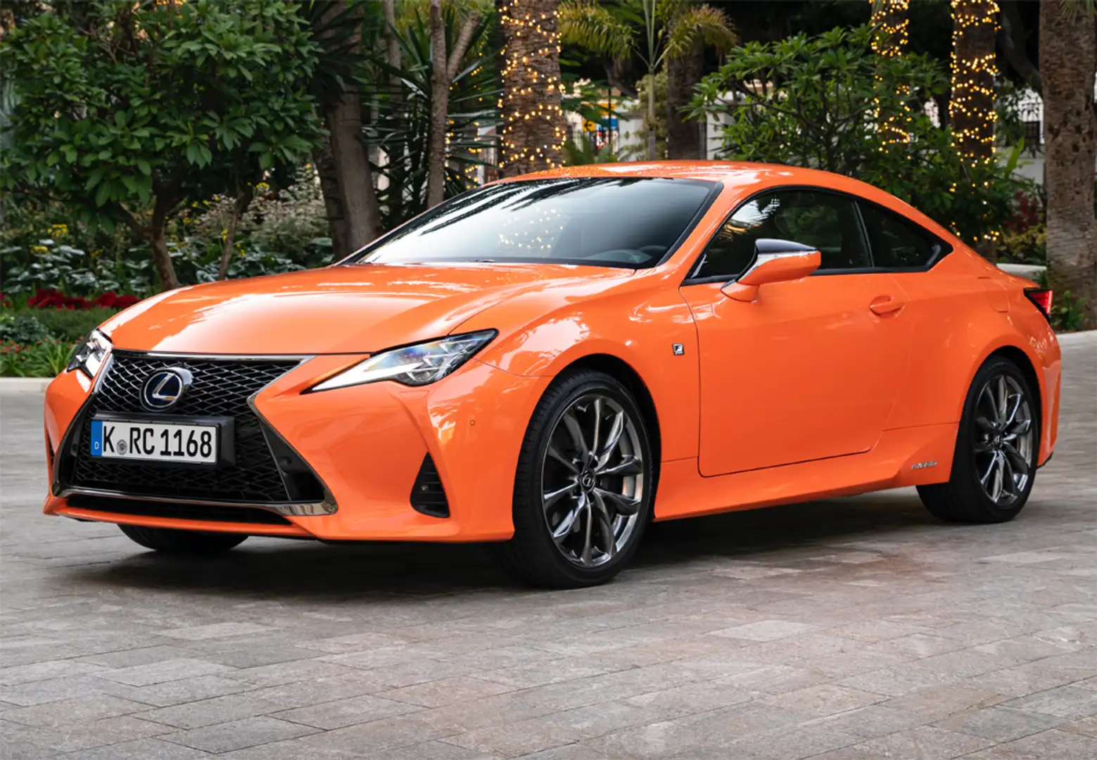 Lexus RC 300h Executive Navigation Rot - 1
