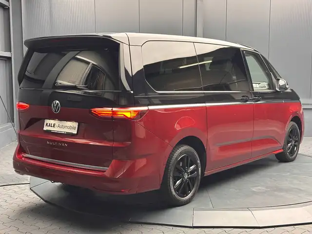 Volkswagen Multivan view 5
