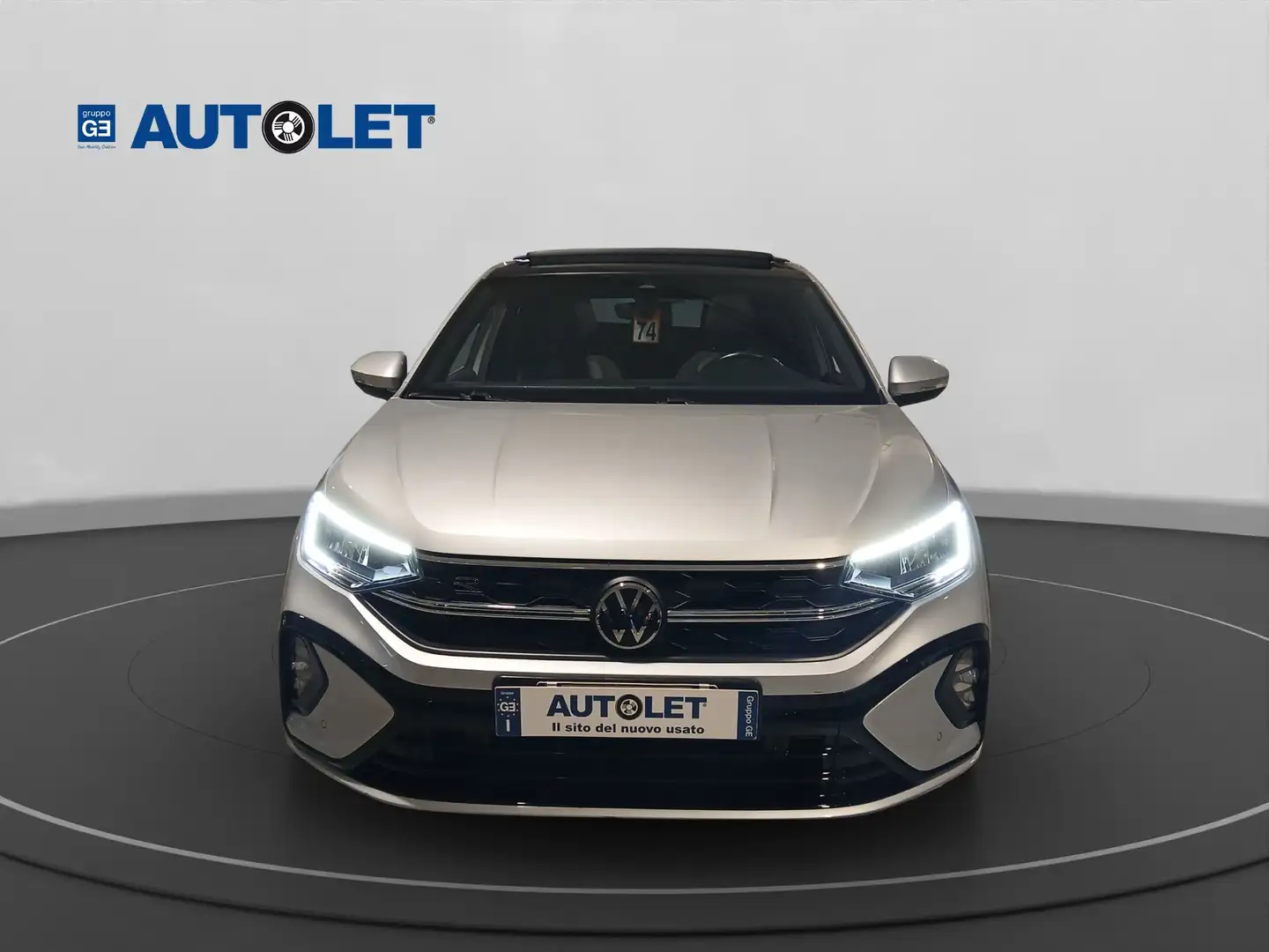 Volkswagen Taigo Taigo 1.0 tsi R-Line 110cv Argent - 2