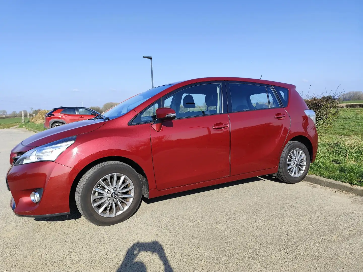 Toyota Verso Pro 112 D-4D FAP Tendance - 1