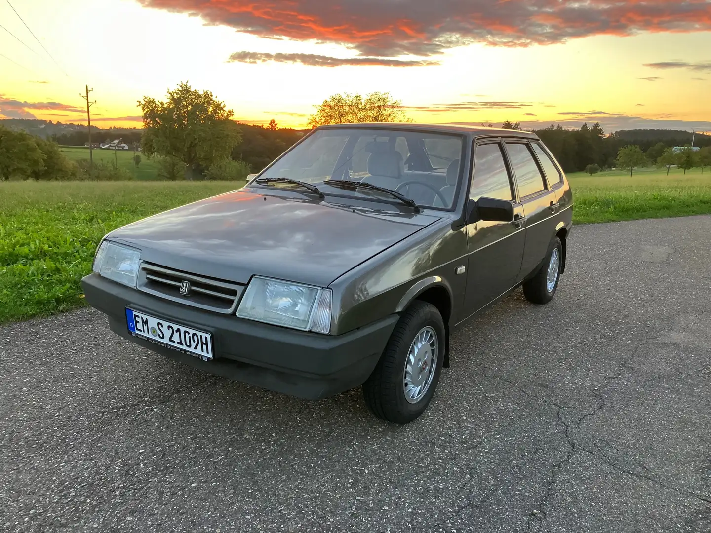 Lada Samara Samara 2109 5 Gang 1500 S H-Zulassung Šedá - 1