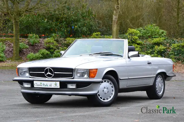 Mercedes-Benz SL 300