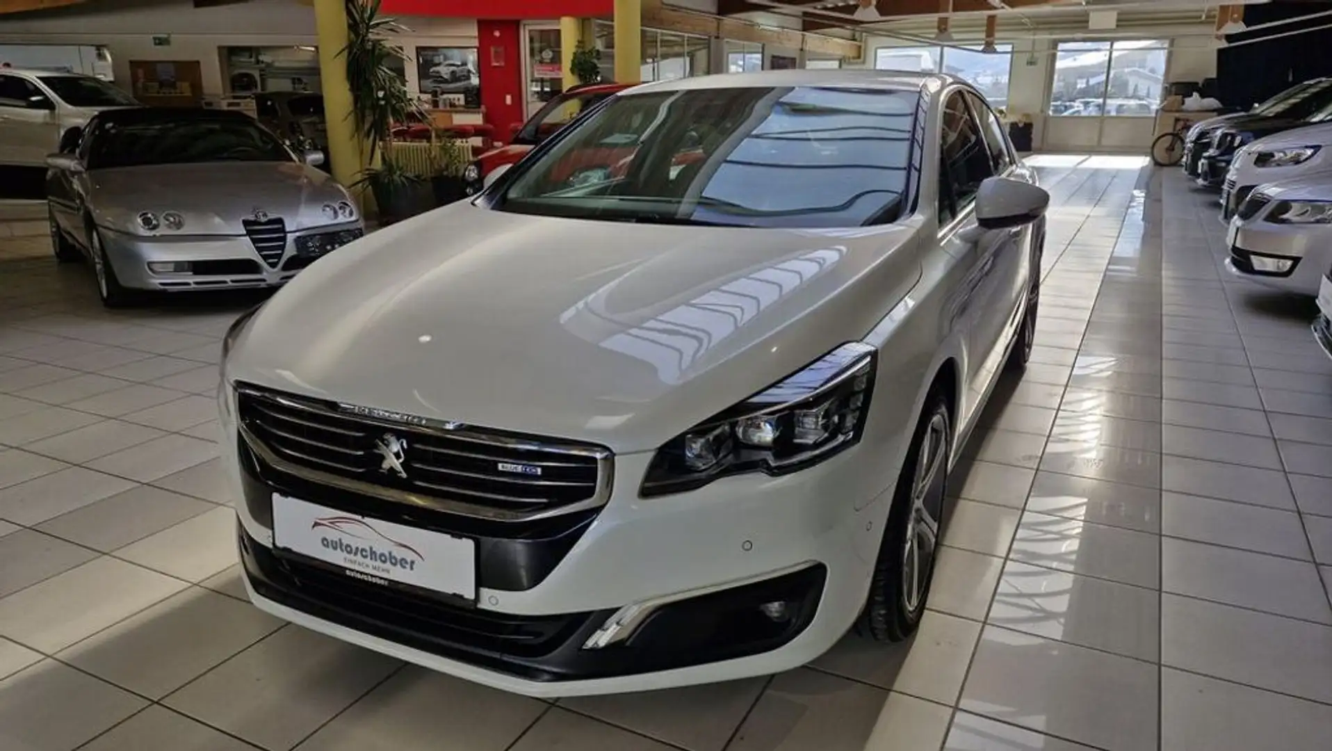 Peugeot 508 2,0 BHDI Allure EAT6 Weiß - 1