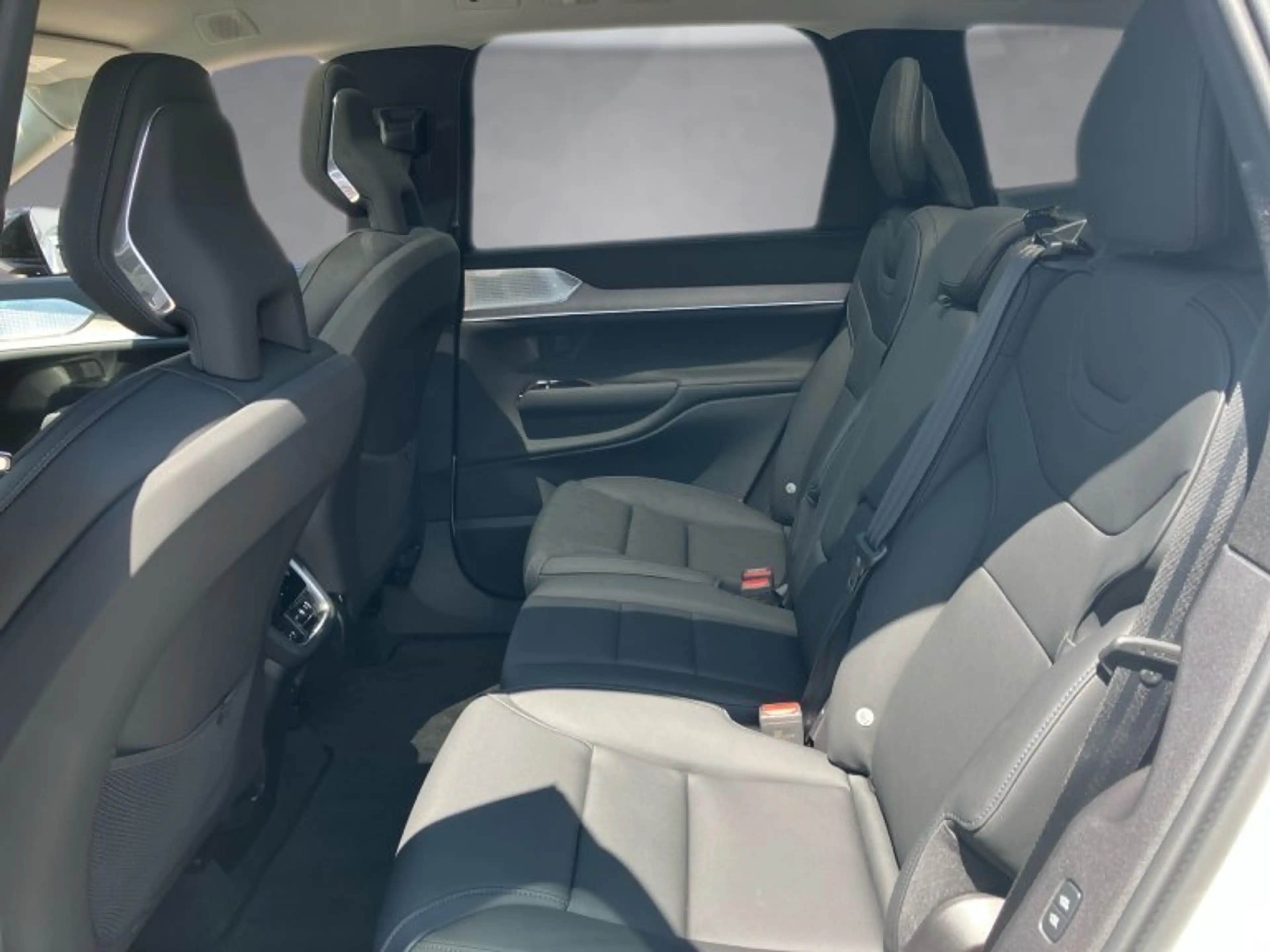 Volvo EX90 Ultra, Twin Motor Performance, Vollelektrisch, 7 Sitze — photo 12