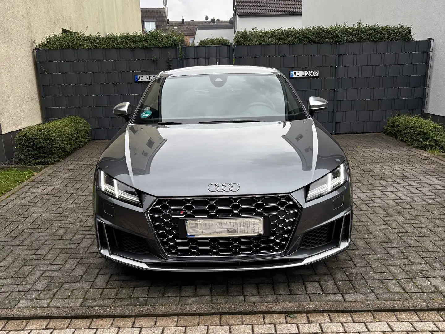 Audi TTS TTS Coupe TFSI quattro S tronic Grau - 1