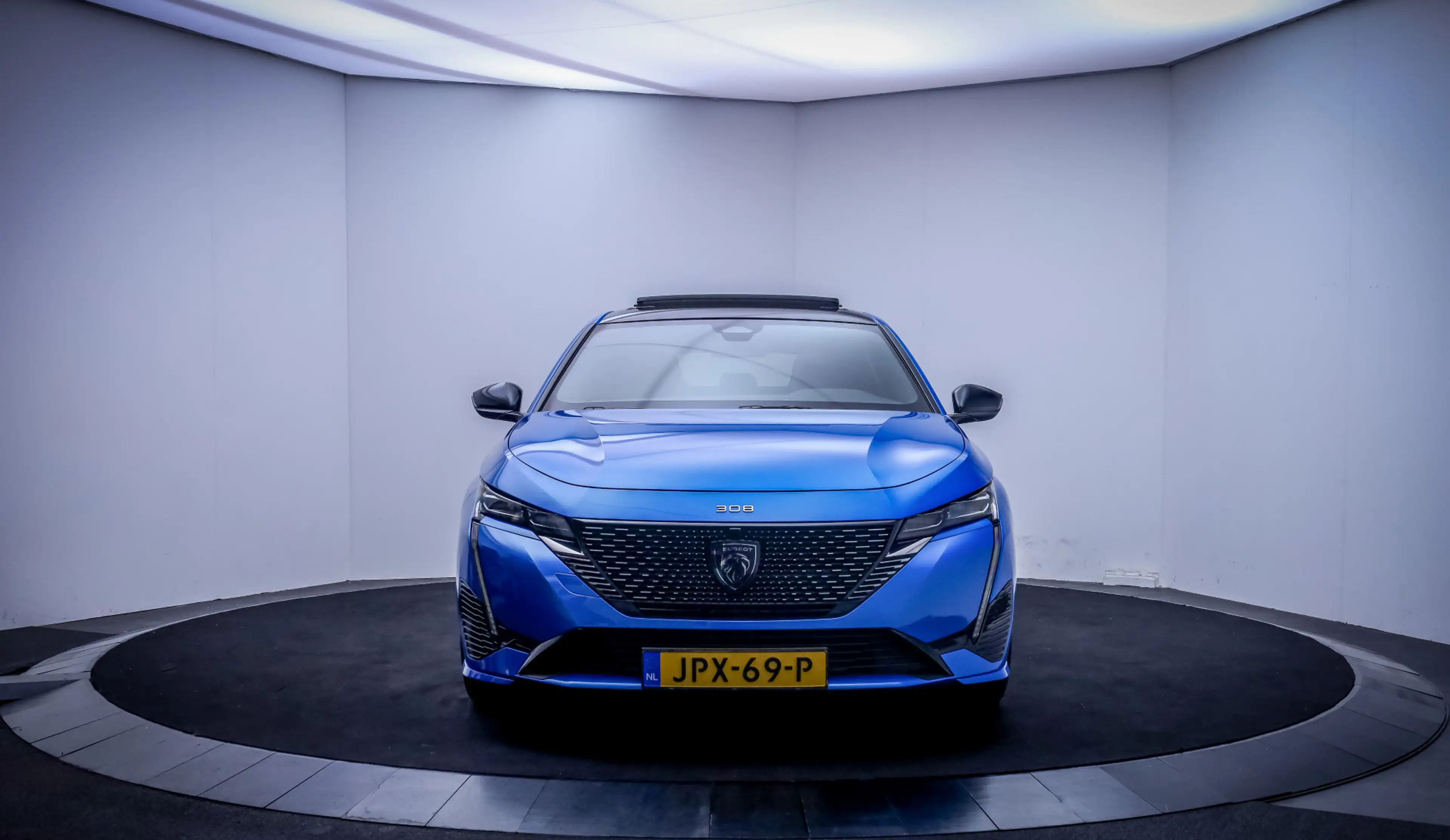 Peugeot 308 1.2T Aut. GT- Pack Business PANO | MATRIX LED | AC — photo 2