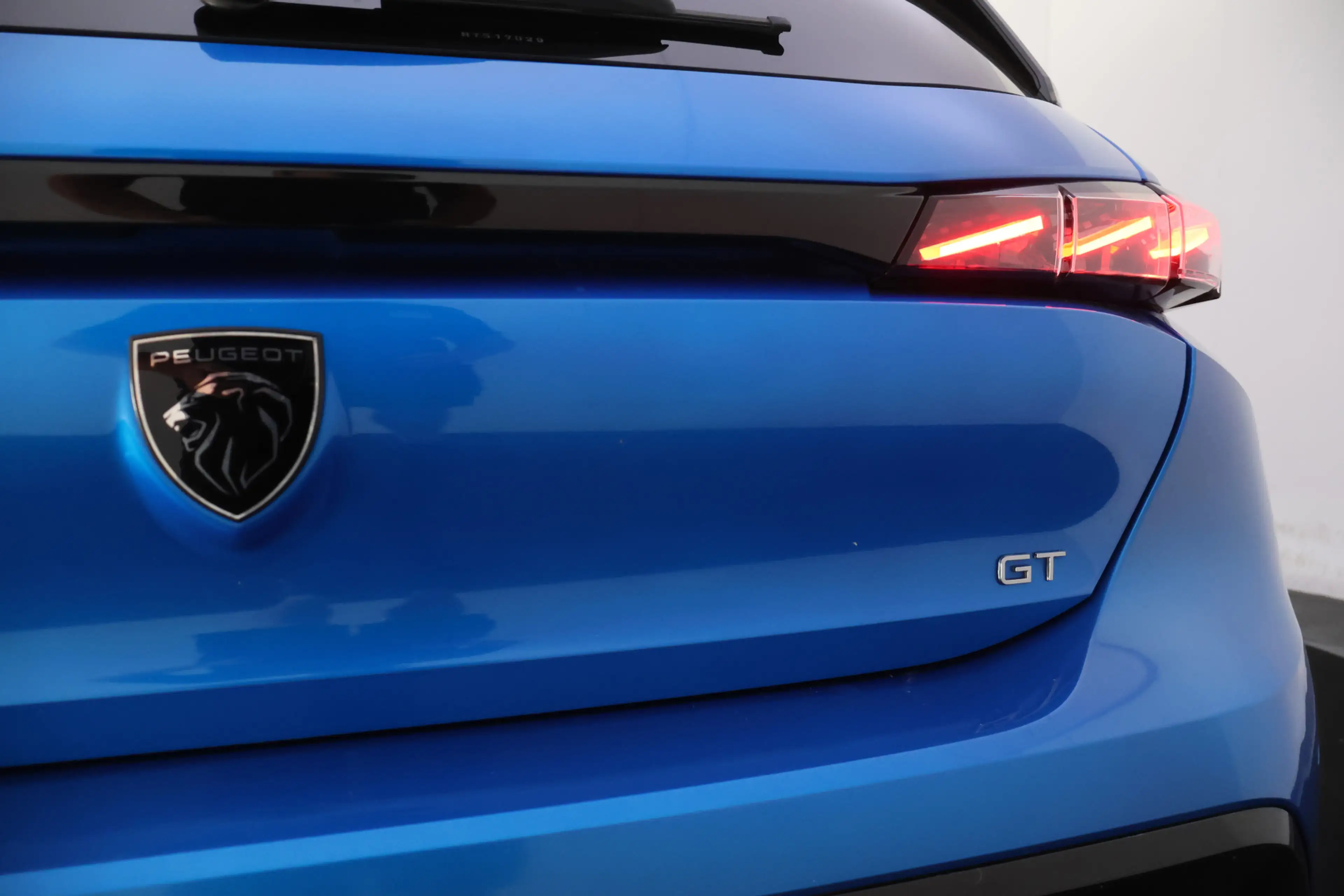 Peugeot 308 1.2T Aut. GT- Pack Business PANO | MATRIX LED | AC — photo 21