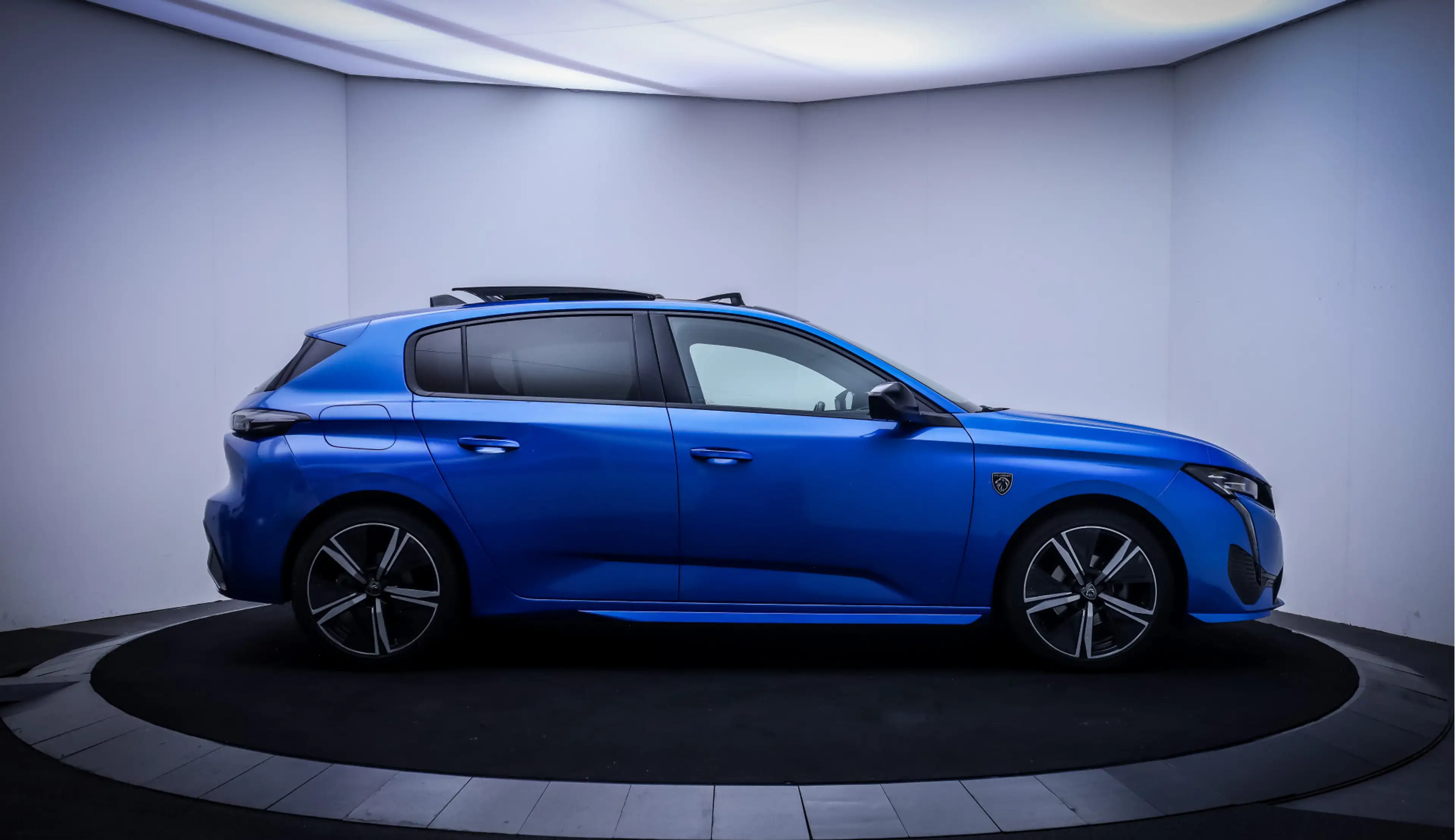 Peugeot 308 1.2T Aut. GT- Pack Business PANO | MATRIX LED | AC — photo 4