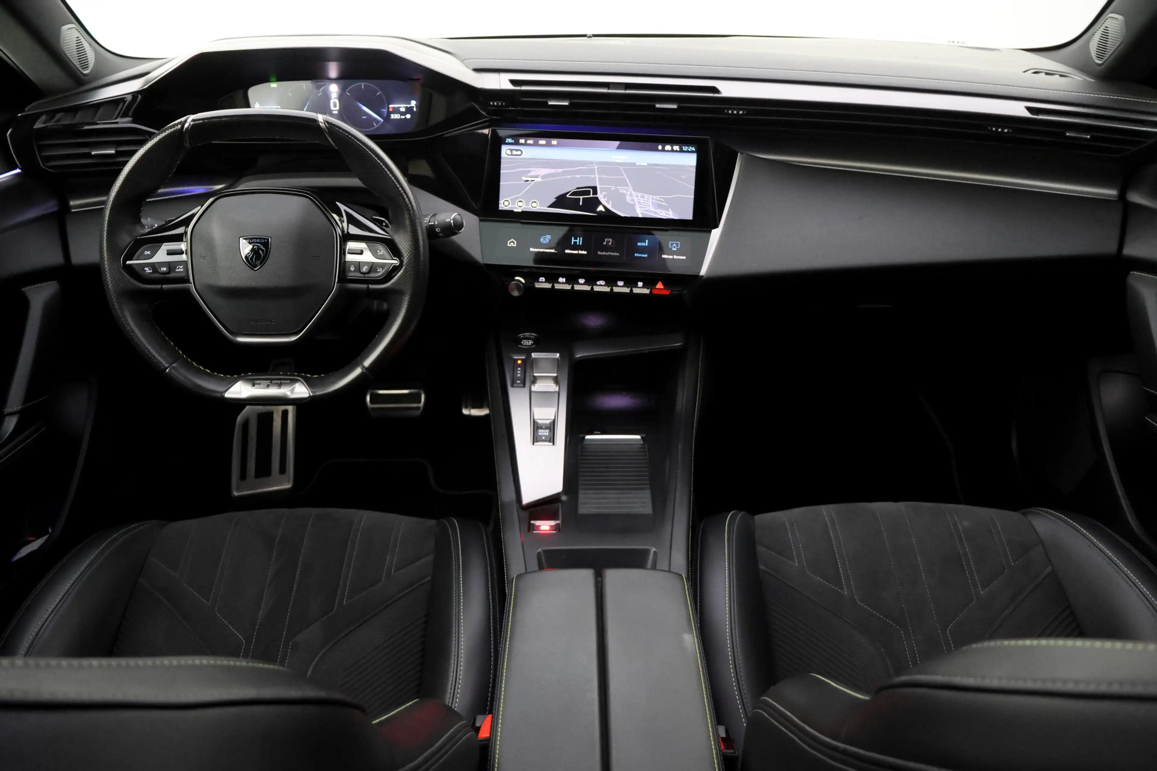 Peugeot 308 1.2T Aut. GT- Pack Business PANO | MATRIX LED | AC — photo 16