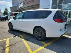 Chrysler Pacifica 2027