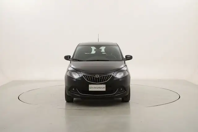 Lancia Ypsilon view 8