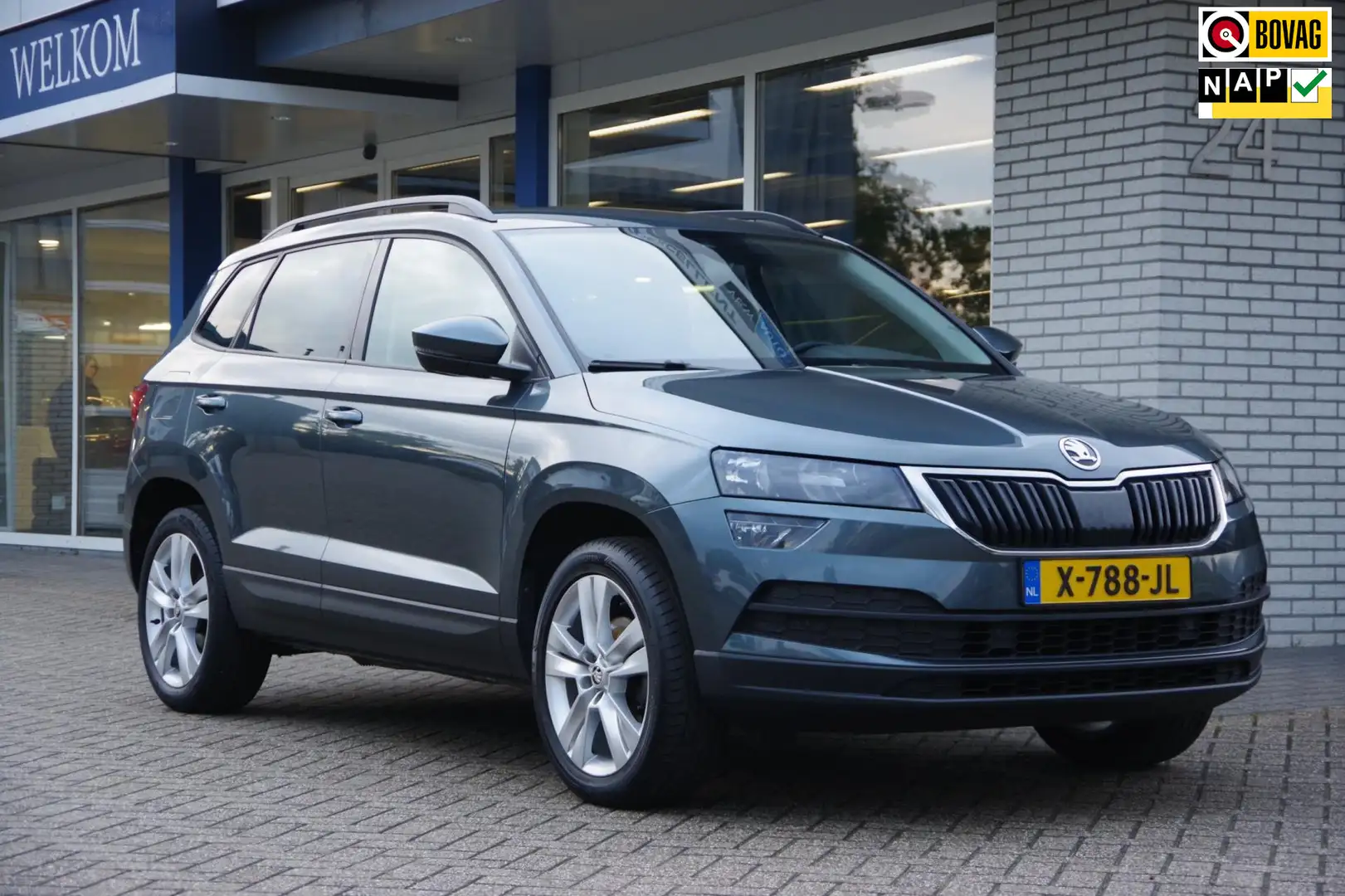 Skoda Karoq 1.5 TSI 150pk Camera Carplay Stoelverwarming Gris - 1