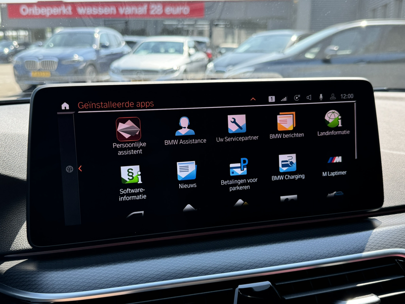 BMW 530 5-serie Touring 530e High Executive M Sport Panora — photo 20