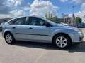 Ford Focus Lim. Trend Blau - thumbnail 6