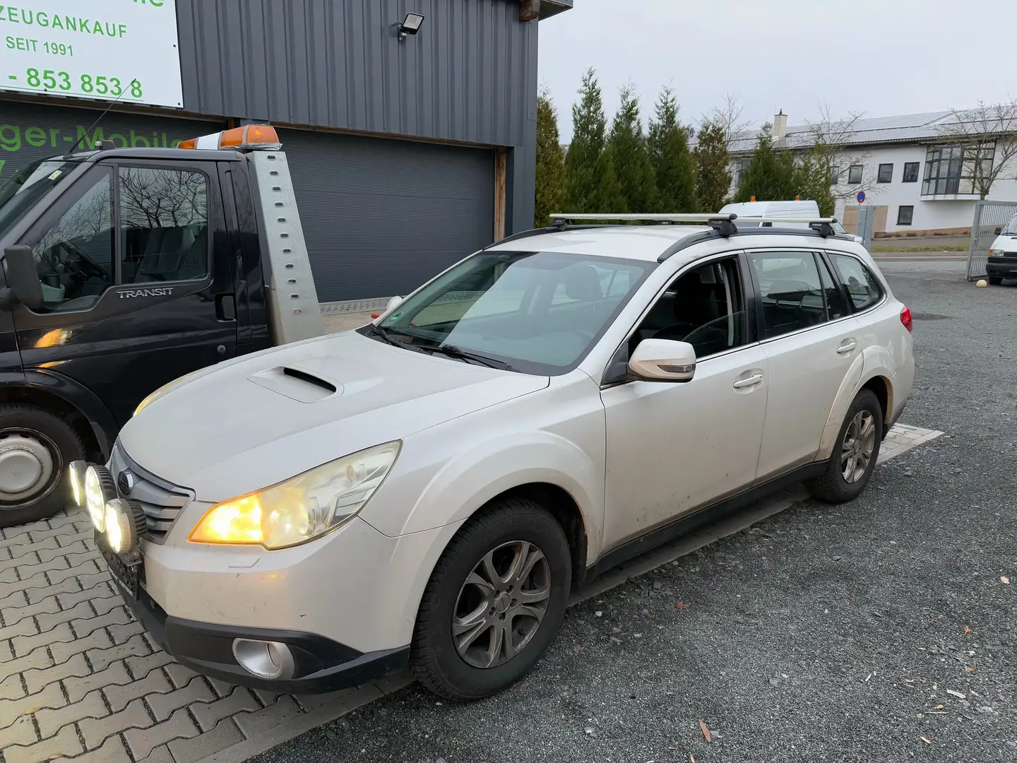 Subaru Legacy Kombi 2.0D Comfort-Leder-E-Sitze-Klima-Sitzh- Weiß - 2