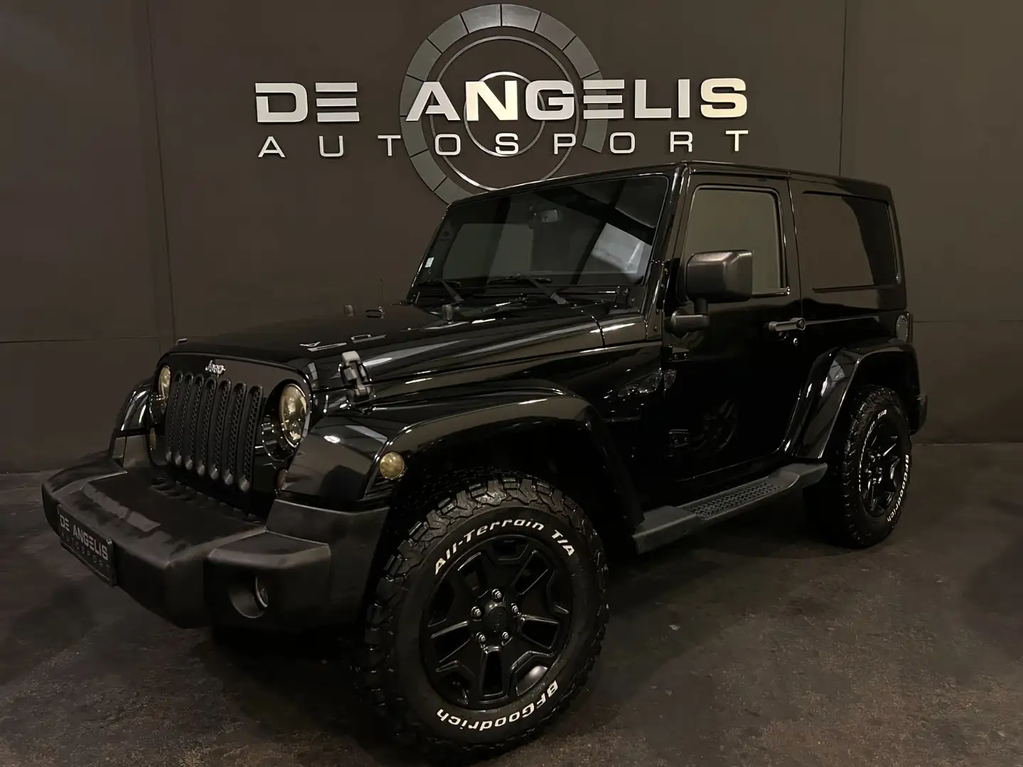 Jeep Wrangler SAHARA Noir - 1